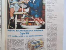 Kotiliesi 1962 nr 2  Tammikuu -mm. Omakotitalo suunniteilla, Helvi Wagner käsittele oikein ruoka-aineita, Outo aviomieheni, Maailman nälkä painaa naisten