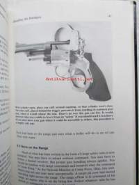 Police handgun manual - How To Get Street-Smart Survival Habits