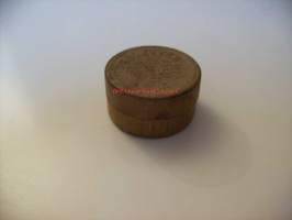 Soletter   -  pillerirasia  3,5x2 cm puuta  tuotepakkaus
