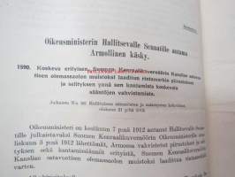 Suomen Kenraalikuvernöörin Kanslian satavuotisen olemassalon muistoksi laaditun riemujuhlamerkin selitys sekä säännöt sen kantamista varten... - Beskrifning