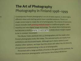Valokuvan taide Suomalainen valokuva 1998 1999 Finnish photography 1998 1999