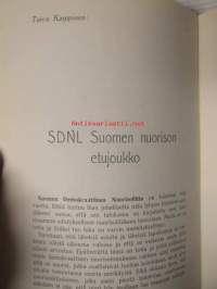 Suomen nuorison ja rauhan puolesta - SDNL ja SDPL 5-vuotisjuhlajulkaisu