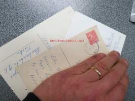 RUK 112 kurssin kurssijuhlamateriaalia + upseerioppilaan yksityiskirjeitä + postikortteja vuodelta 1963 -erä