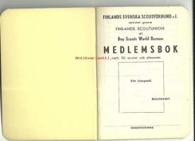 Finlands svenska Scoutförbund Medlemsbok ( Jäsenkirja) blanko 1960 luku mm partiomerkien kuvia