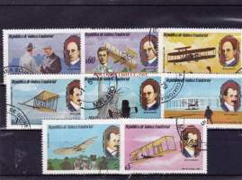 Postimerkit Päiväntasaajan Guinea: Wilbur ja Orville Wright - Ilmailun historia/Ensimmäiset lentokoneet/Aviation history 1979.  187/200