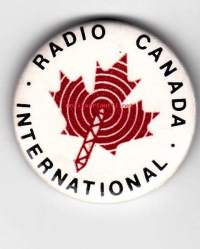 Pinssi, rintamerkki - Radio Canada International.