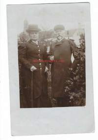 Arvokkaasti - valokuva 9x13 cm kulkenut postissa 1908