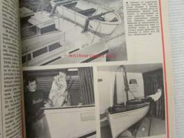 Tekniikan Maailma 1971 nr 3, sis. mm. seur. artikkelit / kuvat / mainokset; 2 Revolveria Colt Python malli 1955 ja Colt Navy malli 1851, Stratos - auto kuin UFO,