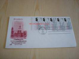 U.S. Constitution 1987 USA ensipäiväkuori FDC viidellä postimerkillä, kuori on myös normaalia kookkaampi