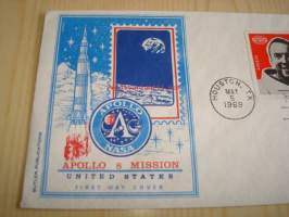 Apollo 8 Mission 1969 USA ensipäiväkuori FDC kahdella erilaisella postimerkillä mm. astronautti Anders