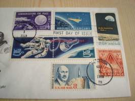 Apollo 8 1969 USA ensipäiväkuori FDC seitsemällä erilaisella postimerkillä, harvinaisempi versio