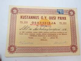 Kustannus O.Y. Uusi Päivä - 200 mk, Turku, nr 7076 - SKP:n (Suomen Kommunistinen Puolue) Keskikaupungin osasto -osakekirja