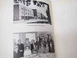 Riihimäen lyseo 1905-1955. Riihimäen yhteiskoulun (1905-1931), yhteislyseon (1931-1944) ja lyseon (1944-1955) 50-vuotisjulkaisu, koulun historiikki, opettaja- ja
