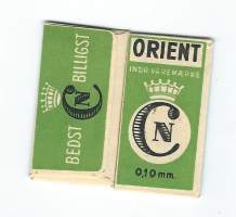 Orient CN  - partateräkääre sisällä partaterä