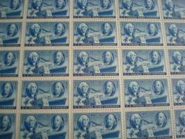 Postimerkki 100-vuotta, 1947, USA, täysi 50 postimerkin arkki. Katso myös muut kohteeni mm. noin 1200 erilaista amerikkalaista ensipäiväkuorta 1920-luvulta