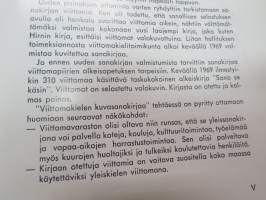 Viittomakielen kuvasanakirja -(picture) dictionary for deaf