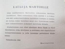 Lauluja Martoille -song book with notes
