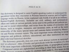 Dictionary of Russian historical terms from the eleventh century to 1917 -historiallisten venäläisten termien selityssanakirja