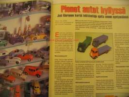 Keräilyn Maailma 1998 nr 2.  Nukketalot, karamellipaperit, pienoismallit, värikuvissa pikkuautoja (mm Talbot-Lagot , Ferrari)  Tarina: kootut