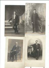 Miehiä studiossa -   valokuva 9x13 cm 1900-luvun alkukymmeniltä 4 kpl