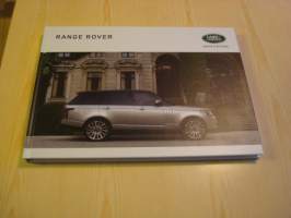 Upea 2017 Range Rover, autoesite tai oikeastaan tämä on kirja, kovakantinen ja 132 sivua, englanninkielinen, kookas. Hieno esim. lahjaksi. Katso myös muut