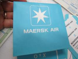 Maersk Air Tax Free Shop Price List + 2 matkalippukantaa + 4 boardin pass´ia + paperipussi