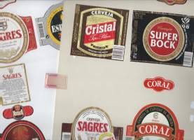 Portugali olutetikettejä n 10 kpl sivuilla  olutetiketti