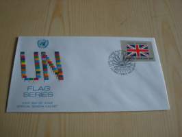 Iso-Britannia, lippusarja Yhdistyneet Kansakunnat, YK, United Nations, 1983, ensipäiväkuori, FDC. Minulla on myös juuri tulleet yli 100 muuta YK:n lippusarjan