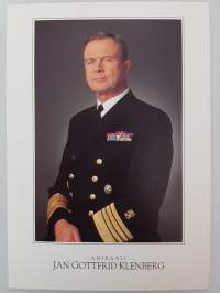 Amiraali Jan Gottfrid Klenberg. Puolustusvoimien komentaja 1990-