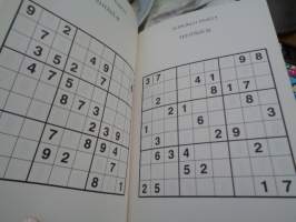 Japanilaiset ristikot Sudoku.kakuro.hanjie 150 jännittävää ristikkoa ratkaisuvinkkeineen