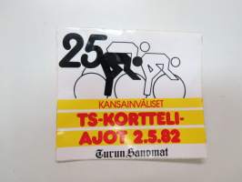 25. kansainväliset TS-Kortteliajot 2.5.82 -tarra / sticker