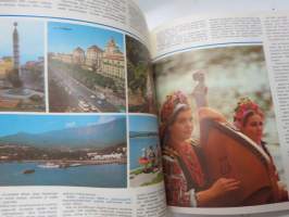 100 kansaa kutsuu teitä Neuvostoliittoon - Intourist -matkailuesite / travel brochure