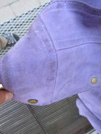 Friitala naisten mokkatakki 1970-luvun alusta, koko 42, vähän käytetty -slightly used women´s suede jacket
