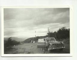 Opel 1966 Kilpisjärvellä - valokuva 9x6 cm