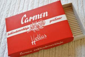 Hellas Carmen Suklaakonvehteja   nr 0369 - tyhjä tuotepakkaus 10x16x2,5  cm