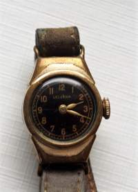Leijon Waltz Gold 20 mikron Douple naisten mekaninen vintage rannekello vuodelta 1942  ei käy - rannekello