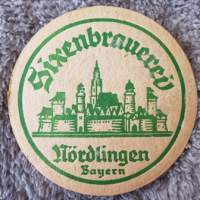 Sixenbrauerei -olutlasin alunen. Nördlingen, Bayern