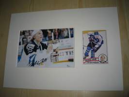 Patrik Laine, Winnipeg Jets, NHL, valokuva &amp; jääkiekkokortti, paspiksen koko on A4 . Hieno esim. lahjaksi ja/tai kehystettynä.