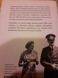 Eva Braun - elämä Hitlerin kanssa P.  2012