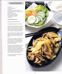 Wok keittokirja, 2001. 8.p. Alkupalat, salaatit ja kastikkeet. Liha- ja linturuoat, kala ja meren antimet, kasvikset ja tofu.