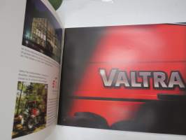 Valtra Valmet 100-serien 2001 broschyr -myyntiesite ruotsiksi