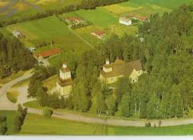 Paltaniemi  Kirkko  - paikkakuntakortti, kirkkopostikortti kulkenut 1977