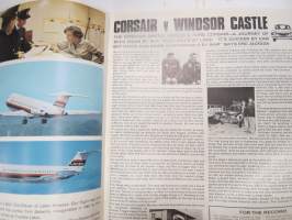 Castrol Achievements 1967 -saavutuksia, öljy-yhtiön vuosittainen mainosjulkaisu; mm. Mike Hailwood, Isle of Man TT