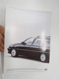 Opel Kadett / Omega Caravan 1991 -myyntiesite / sales brochure