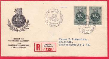 FDC Ensipäivänkuori 27.10.1949 Postimerkkinäyttely. LAPE 359. Takana Postimerkkinäyttelyn kirjeensulkijamerkki. R-kirje kahdella merkillä, kulkenut