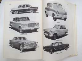 Uusi Autokirja 19. painos, mukana mm. vuoden 1961 henkilöautokuvasto