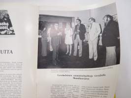Motin  uutiset 1975 nr 2 - herkullisia vihjeitä herkkusuille -Ravintola Motti asiakaslehti / restaurant customer magazine