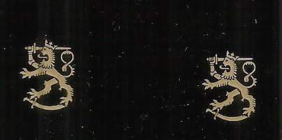 Kenraalin kauluslaatan leijonia ja majurin/everstin ruusukkeita tarra-arkki   - tarra 33x13 cm   10 kpl:n erä