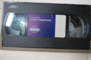 Nissan - Luonnollinen valinta - Barcelona 1993 tuotevideo -mainosvideo VHS / promoting video