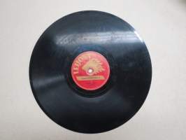 Leijona T 5031 Carmelo Larrea Tango-Potpourri / Tango-Potpourri - savikiekkoäänilevy / 78 rpm record
